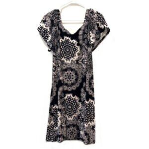 Signature by Robbie Bee Black and White Floral Swing Dress with Cap Sleeves
